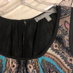 Daniel Rainn Top, Black with Teal & Pink design